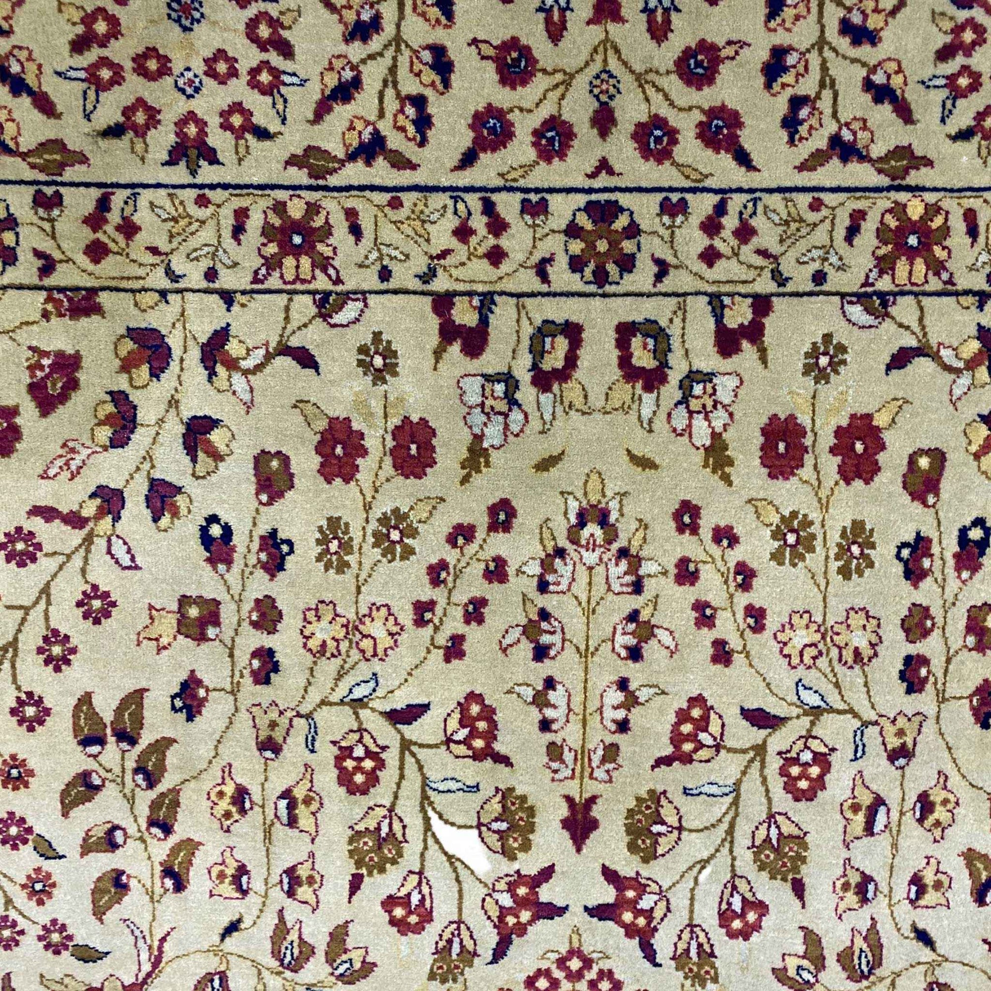 Indian 5'6" x 8'6" Modern Transitional Wool Rug