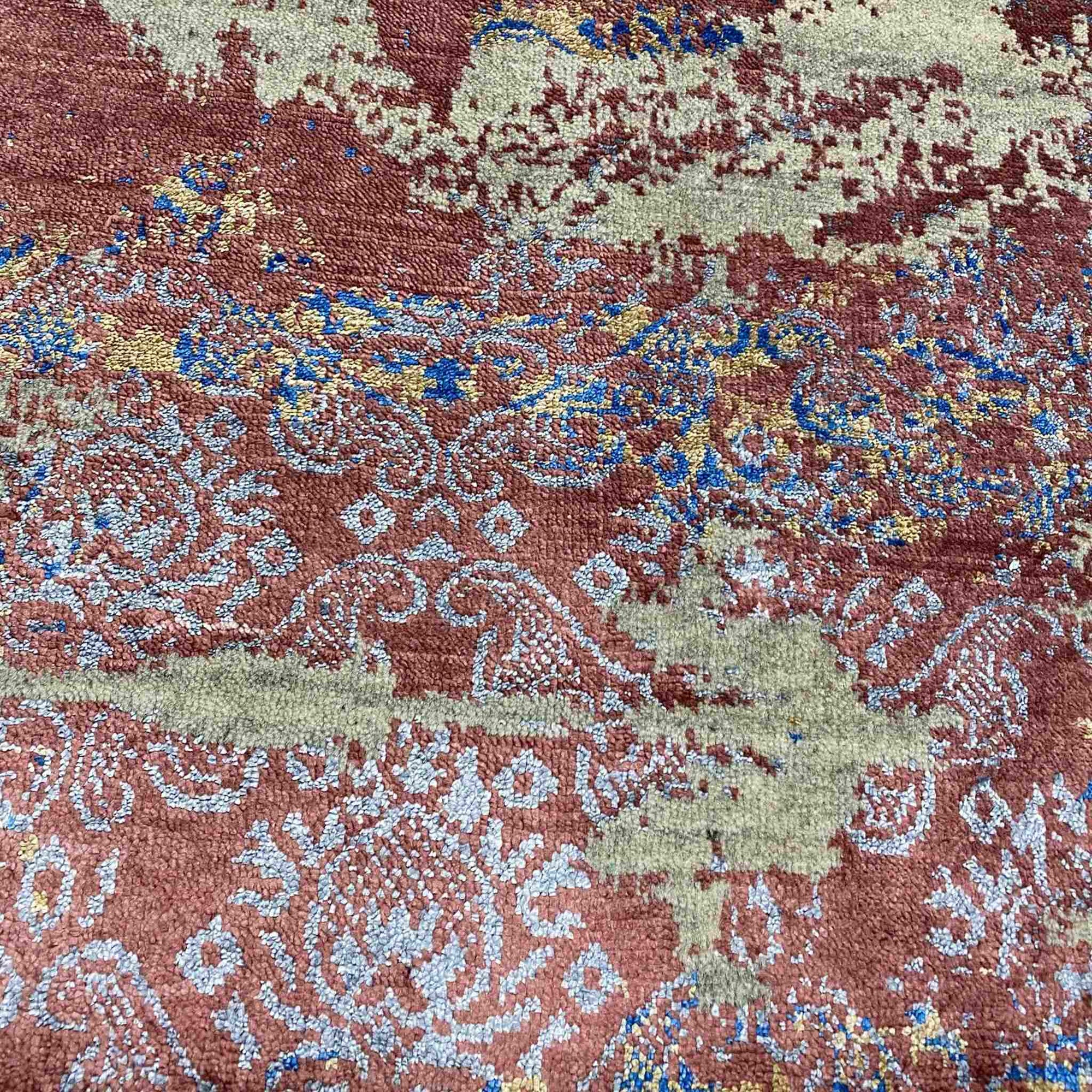 Indian 8'1" x 10' Modern Transitional Wool and Art Silk Rug